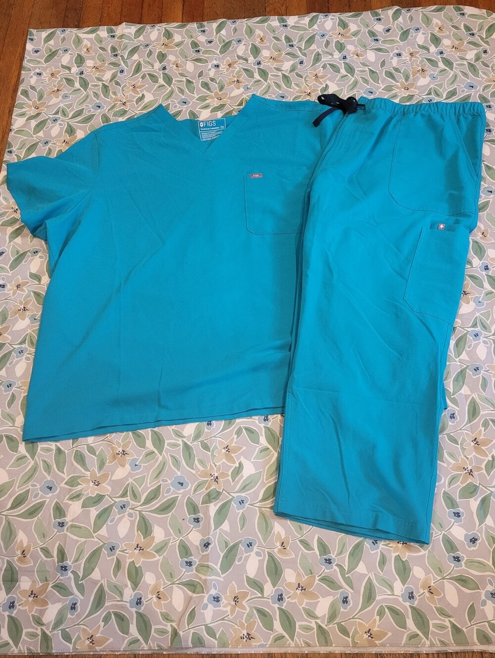 Size 6XL Petite FIGS Technical Collection Teal Scrub Set Top Drawstring Pants